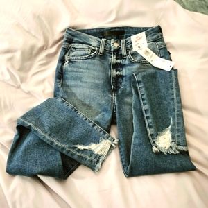 Joe's Hi Honey Curvy Distressed Jeans NWT
